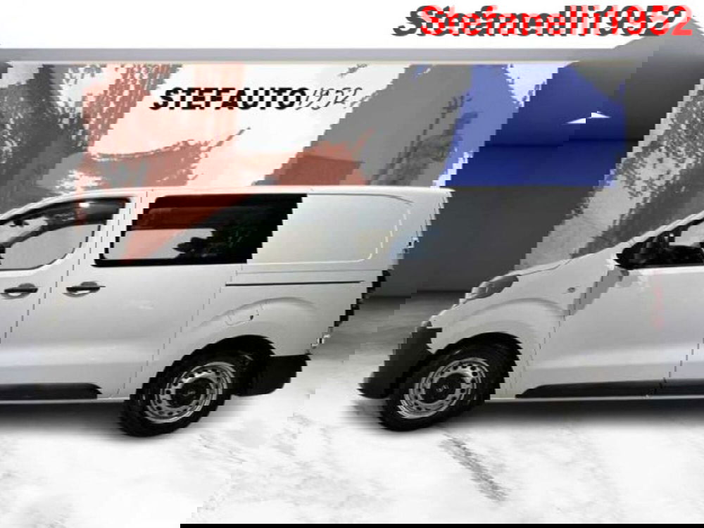 Opel Vivaro Furgone nuova a Bologna (3)