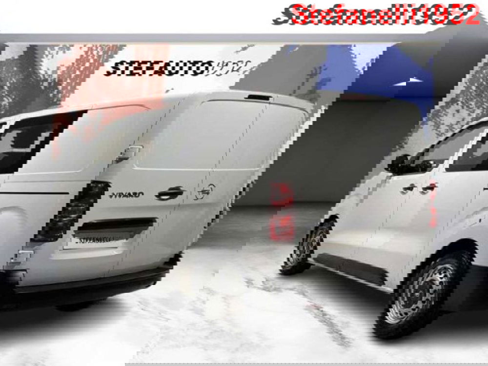 Opel Vivaro Furgone nuova a Bologna (5)