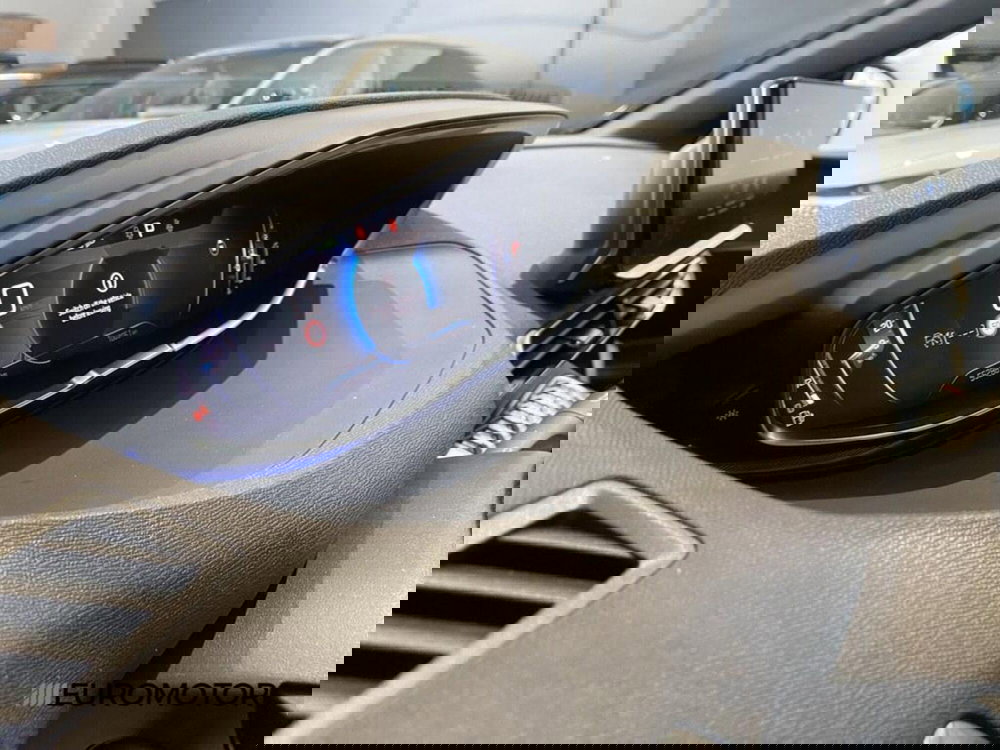 Peugeot 5008 usata a Bari (14)