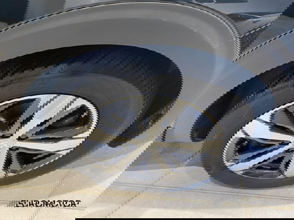 Peugeot 5008 usata a Bari (5)