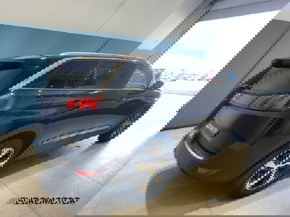 Peugeot 5008 usata a Bari (7)