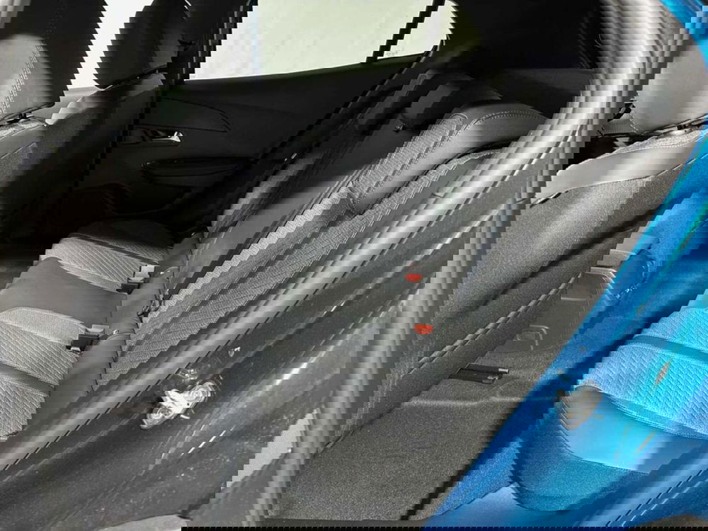 Peugeot 2008 nuova a Sondrio (11)