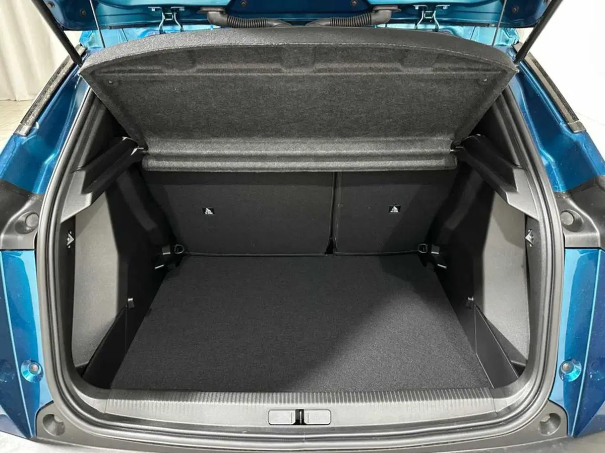 Peugeot 2008 nuova a Sondrio (15)
