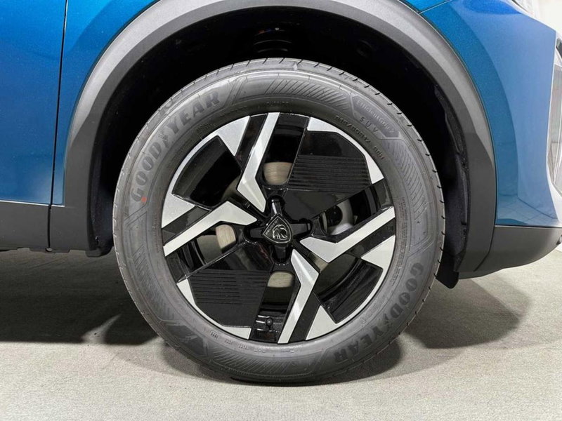 Peugeot 2008 nuova a Sondrio (9)