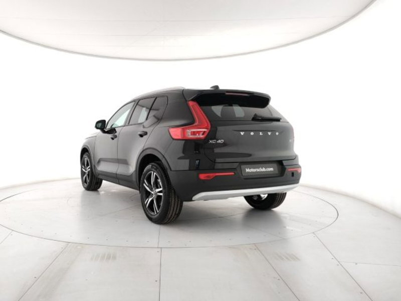 Volvo XC40 nuova a Modena (3)