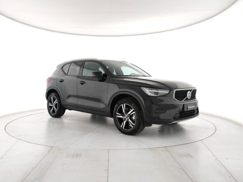 Volvo XC40 nuova a Modena (6)