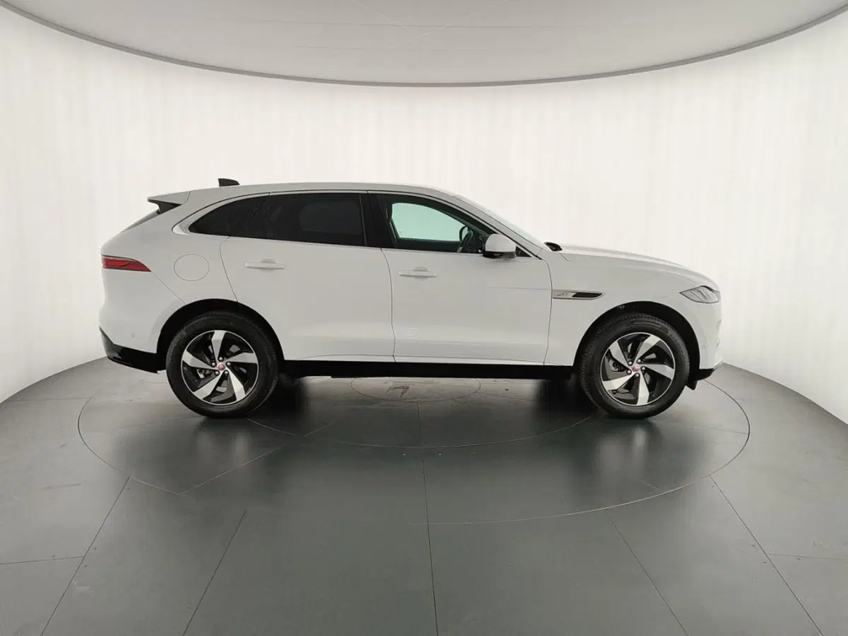 Jaguar F-Pace usata a Perugia (7)