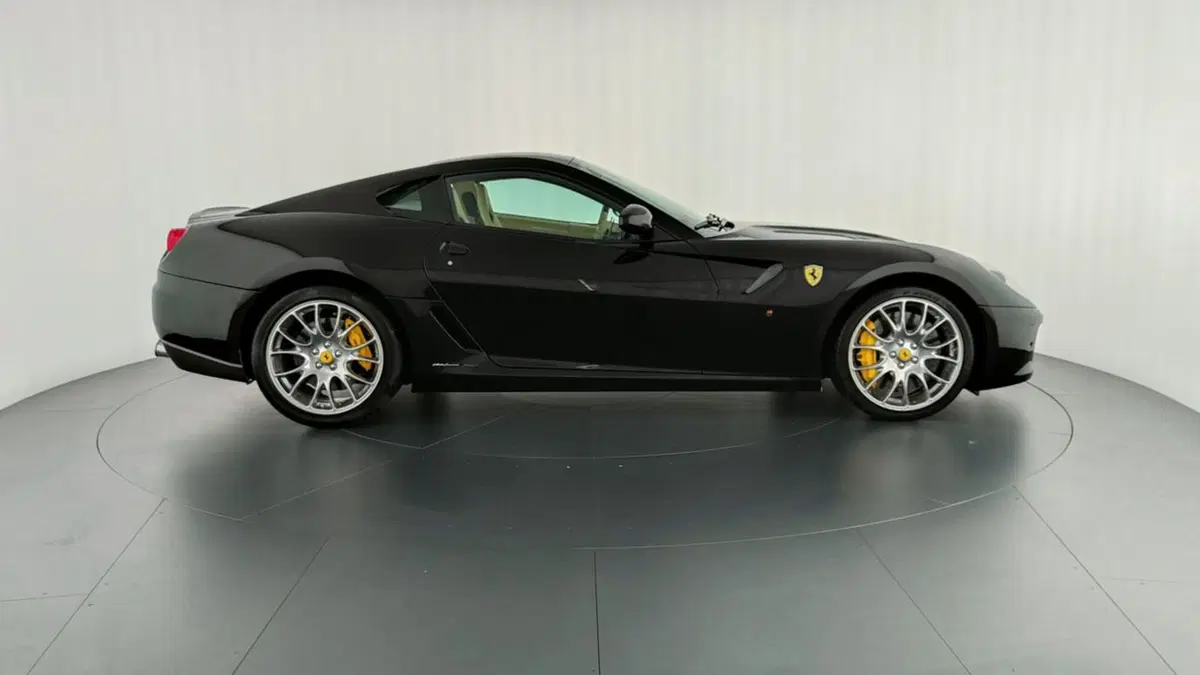 Ferrari 599 Coupé usata a Perugia (5)
