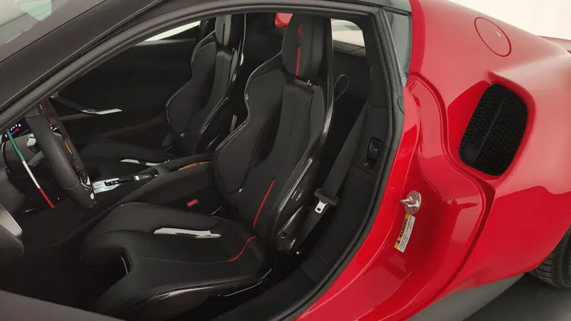 Ferrari 296 Coupé usata a Perugia (12)