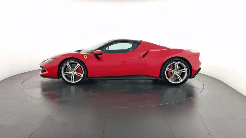 Ferrari 296 Coupé usata a Perugia (8)