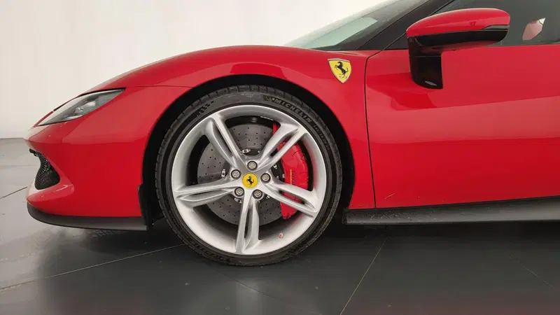 Ferrari 296 Coupé usata a Perugia (9)