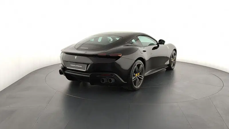 Ferrari Roma Coupé usata a Perugia (7)