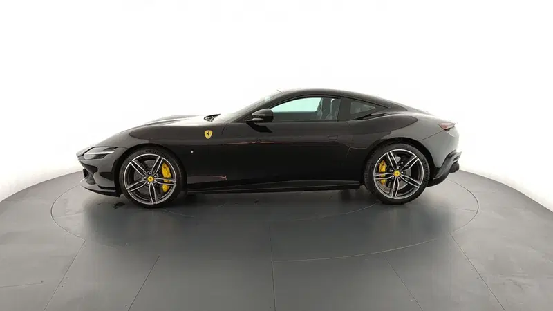 Ferrari Roma Coupé usata a Perugia (9)