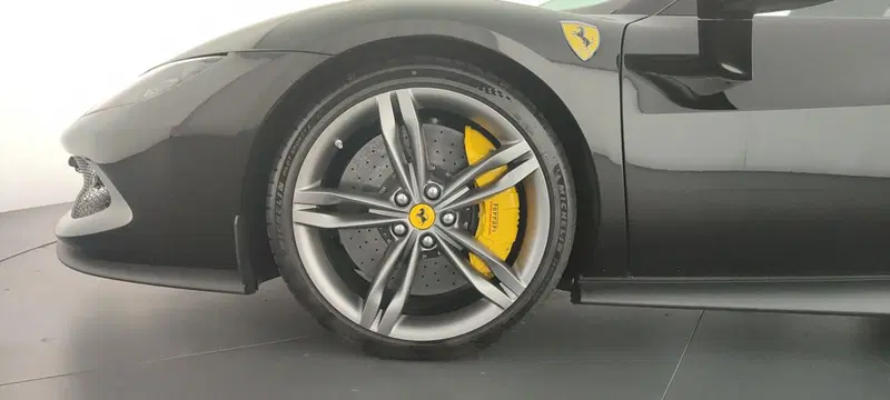 Ferrari 296 Coupé usata a Perugia (10)