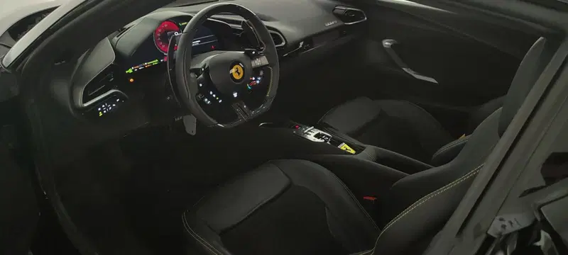 Ferrari 296 Coupé usata a Perugia (11)