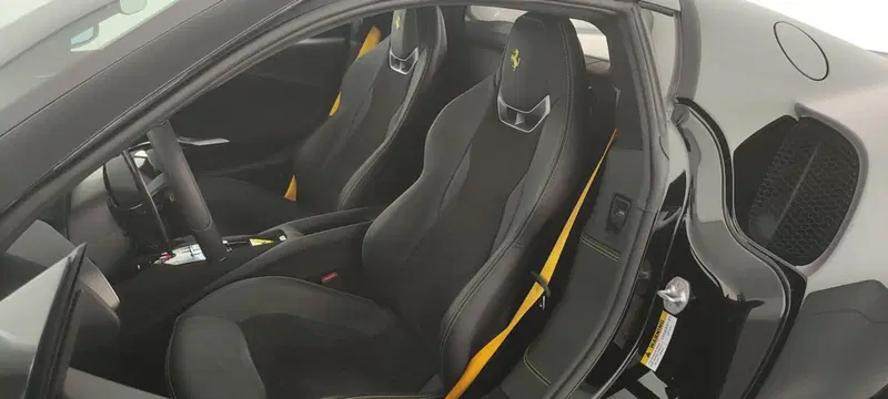 Ferrari 296 Coupé usata a Perugia (12)