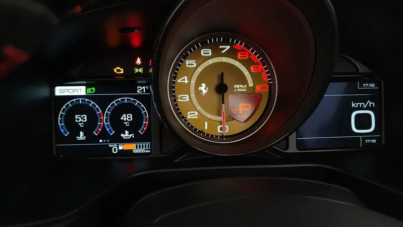 Ferrari Portofino Spider usata a Perugia (18)