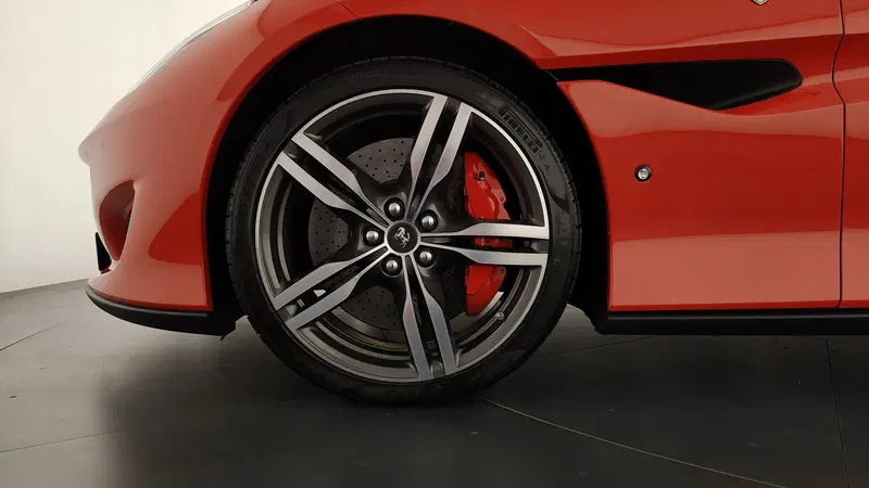 Ferrari Portofino Spider usata a Perugia (9)
