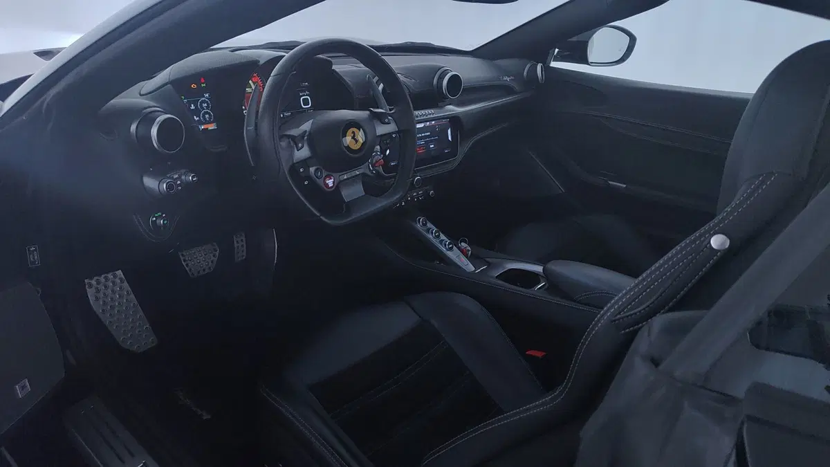 Ferrari Portofino Spider usata a Perugia (10)