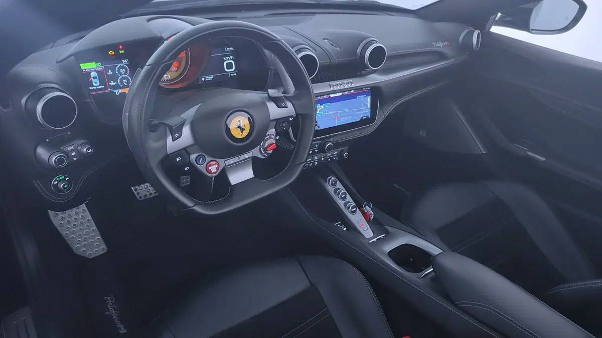 Ferrari Portofino Spider usata a Perugia (13)