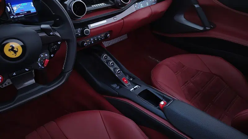 Ferrari 812 Spider usata a Perugia (15)