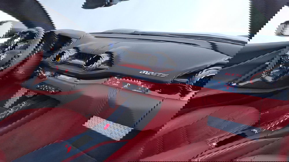 Ferrari 812 Spider usata a Perugia (19)