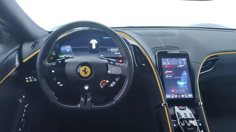Ferrari Roma Coupé usata a Perugia (13)