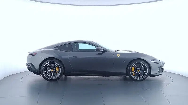 Ferrari Roma Coupé usata a Perugia (4)