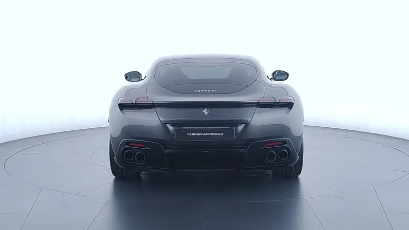 Ferrari Roma Coupé usata a Perugia (6)