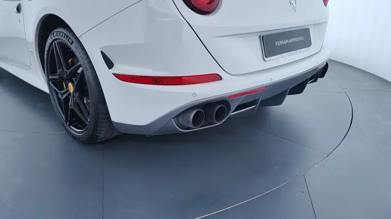 Ferrari California Spider usata a Perugia (10)