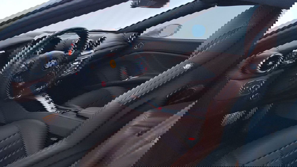 Ferrari California Spider usata a Perugia (12)