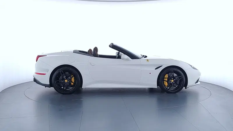 Ferrari California Spider usata a Perugia (4)