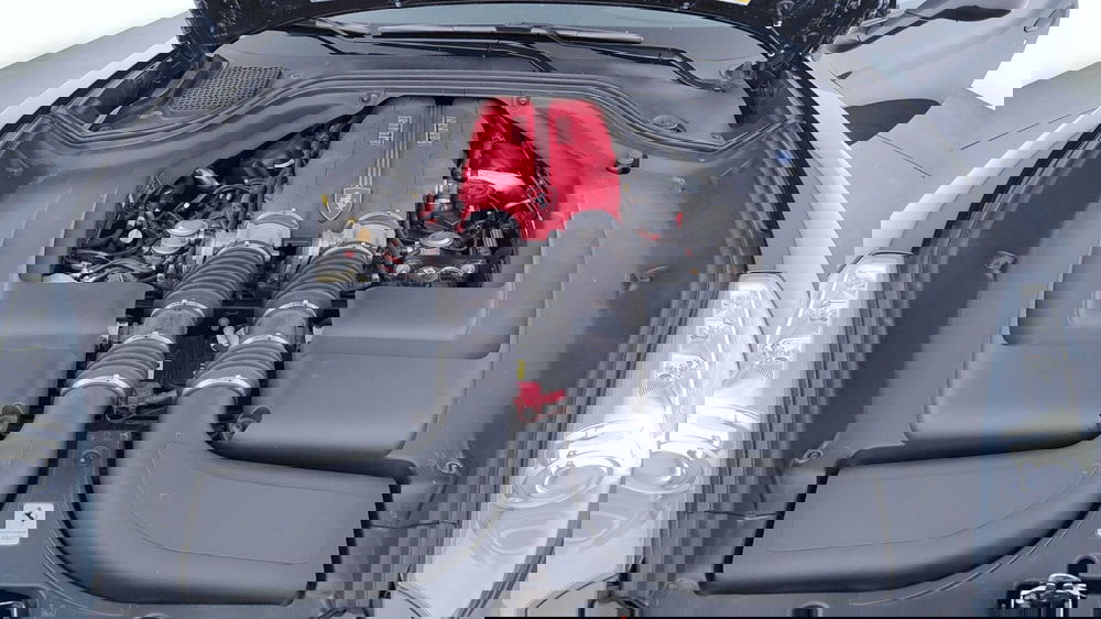 Ferrari California Spider usata a Perugia (10)