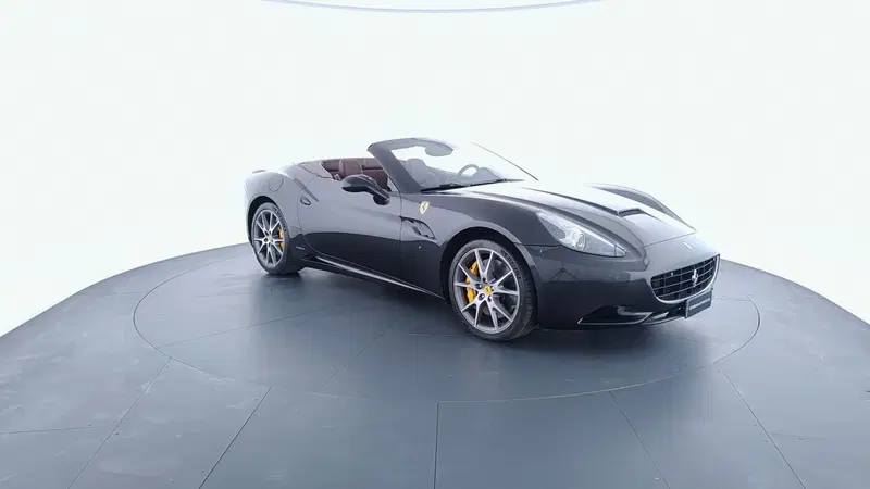 Ferrari California Spider usata a Perugia (3)