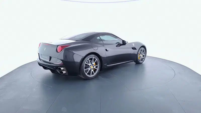 Ferrari California Spider usata a Perugia (5)