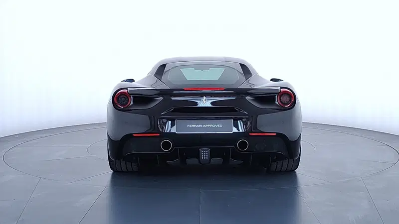 Ferrari 488 Coupé usata a Perugia (6)