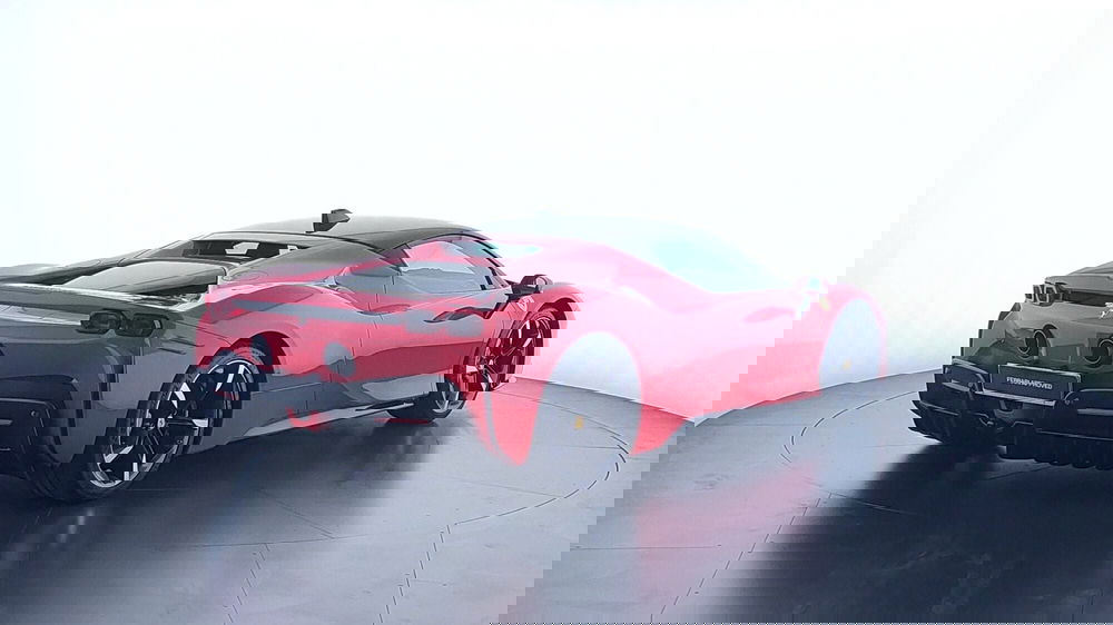 Ferrari SF90 Coupé usata a Perugia (5)