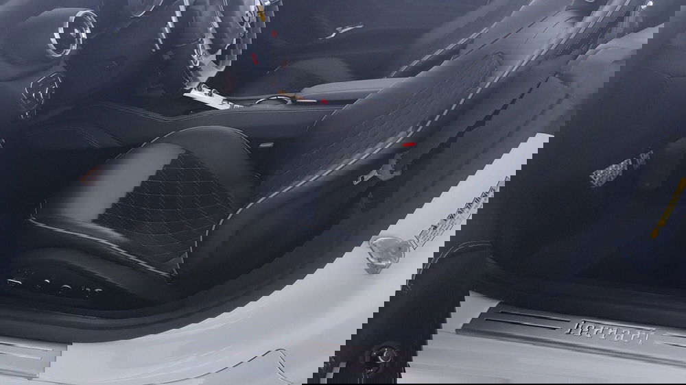 Ferrari California Spider usata a Perugia (13)