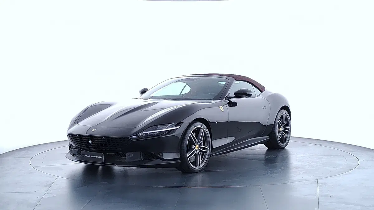 Ferrari Roma Spider usata a Perugia