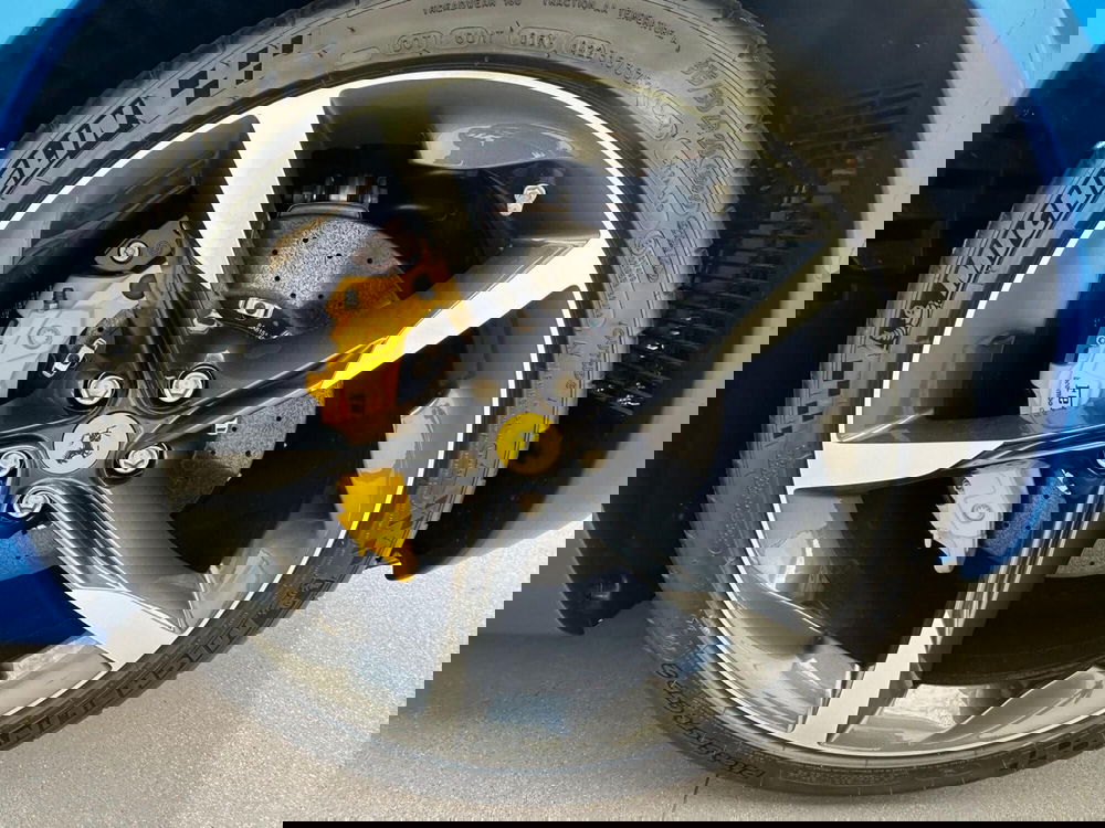 Ferrari SF90 Coupé usata a Perugia (10)