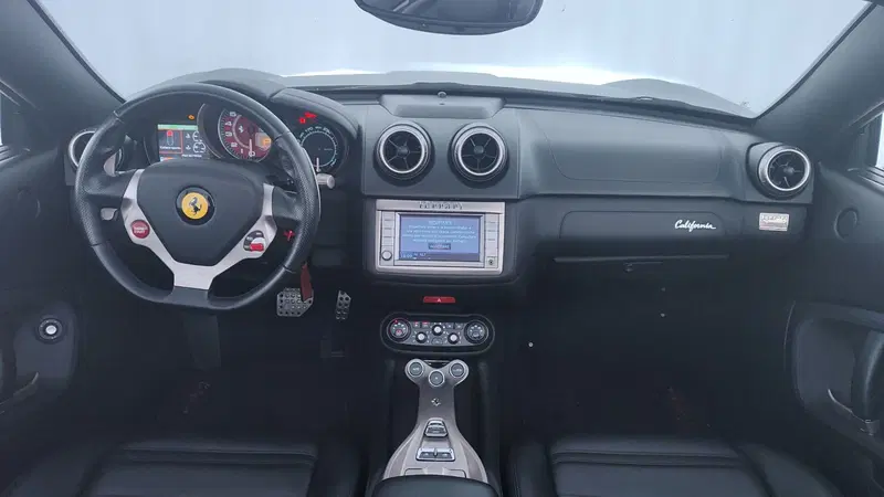 Ferrari California Spider usata a Perugia (15)