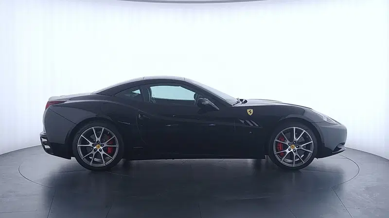 Ferrari California Spider usata a Perugia (4)