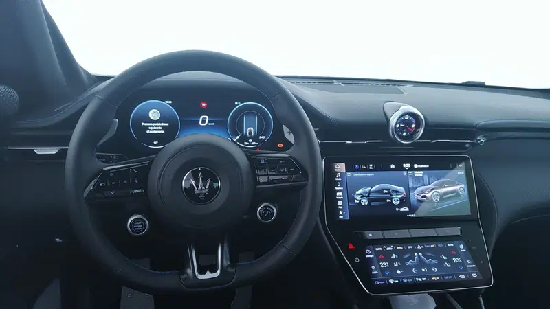 Maserati Granturismo nuova a Perugia (12)