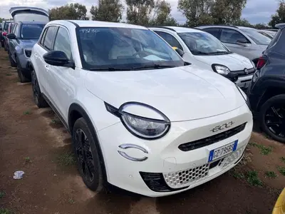 Fiat 600 1.2 hybrid La Prima 110cv auto del 2025 usata a Corciano