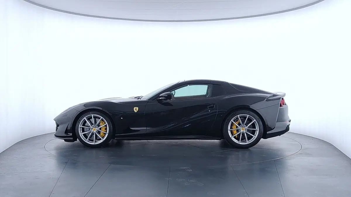 Ferrari 812 Spider usata a Perugia (8)