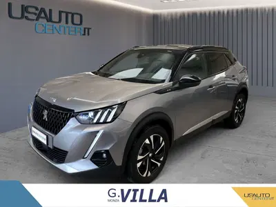 Peugeot 2008 1.2 puretech GT s&amp;s 130cv eat8 del 2022 usata a Monza