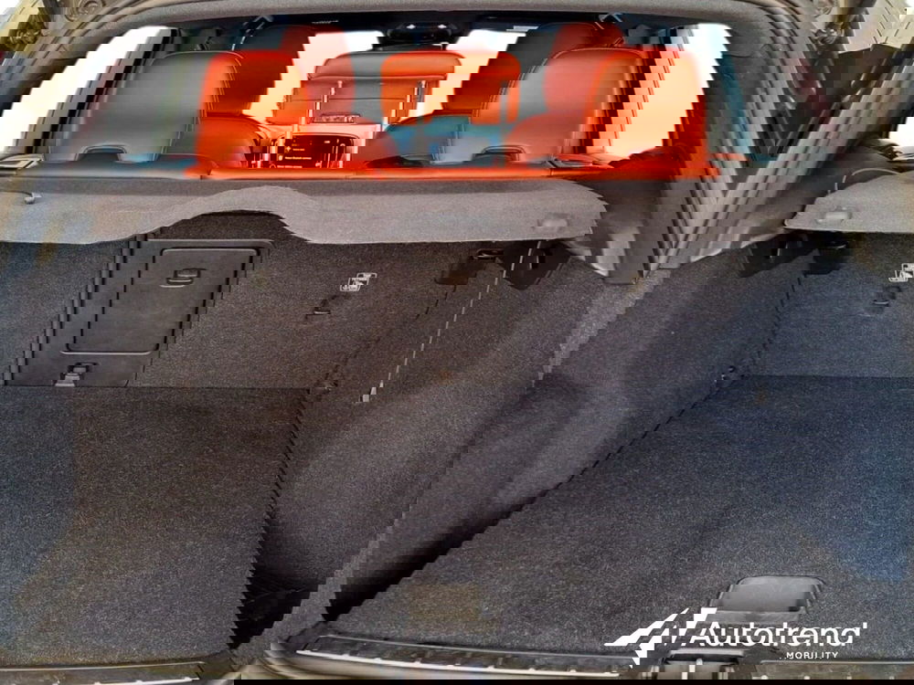 Volvo XC40 usata a Bari (15)