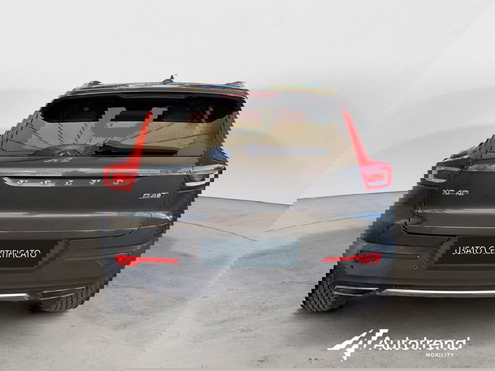 Volvo XC40 usata a Bari (4)