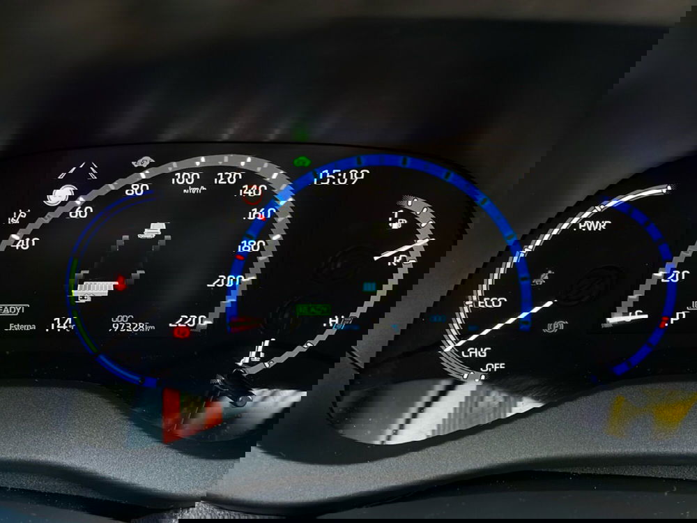 Toyota Yaris Cross usata a Piacenza (14)