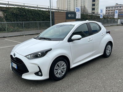 Toyota Yaris 1.5 Hybrid 5 porte Energy del 2023 usata a Piacenza